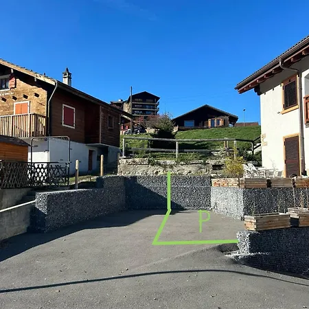 4 Valleys Modern With Free Parking