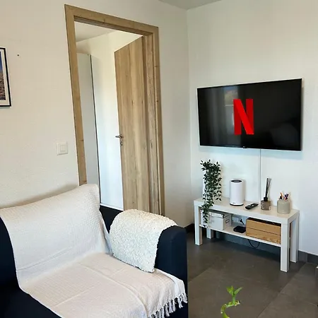 Apartment 4 Valleys Modern With Free Parking *