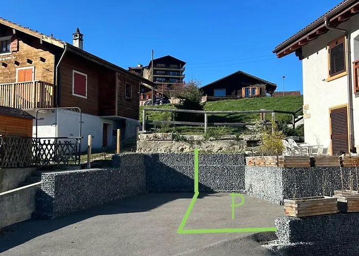 4 Valleys Modern With Free Parking