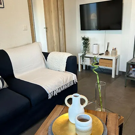 Apartment 4 Valleys Modern With Free Parking *